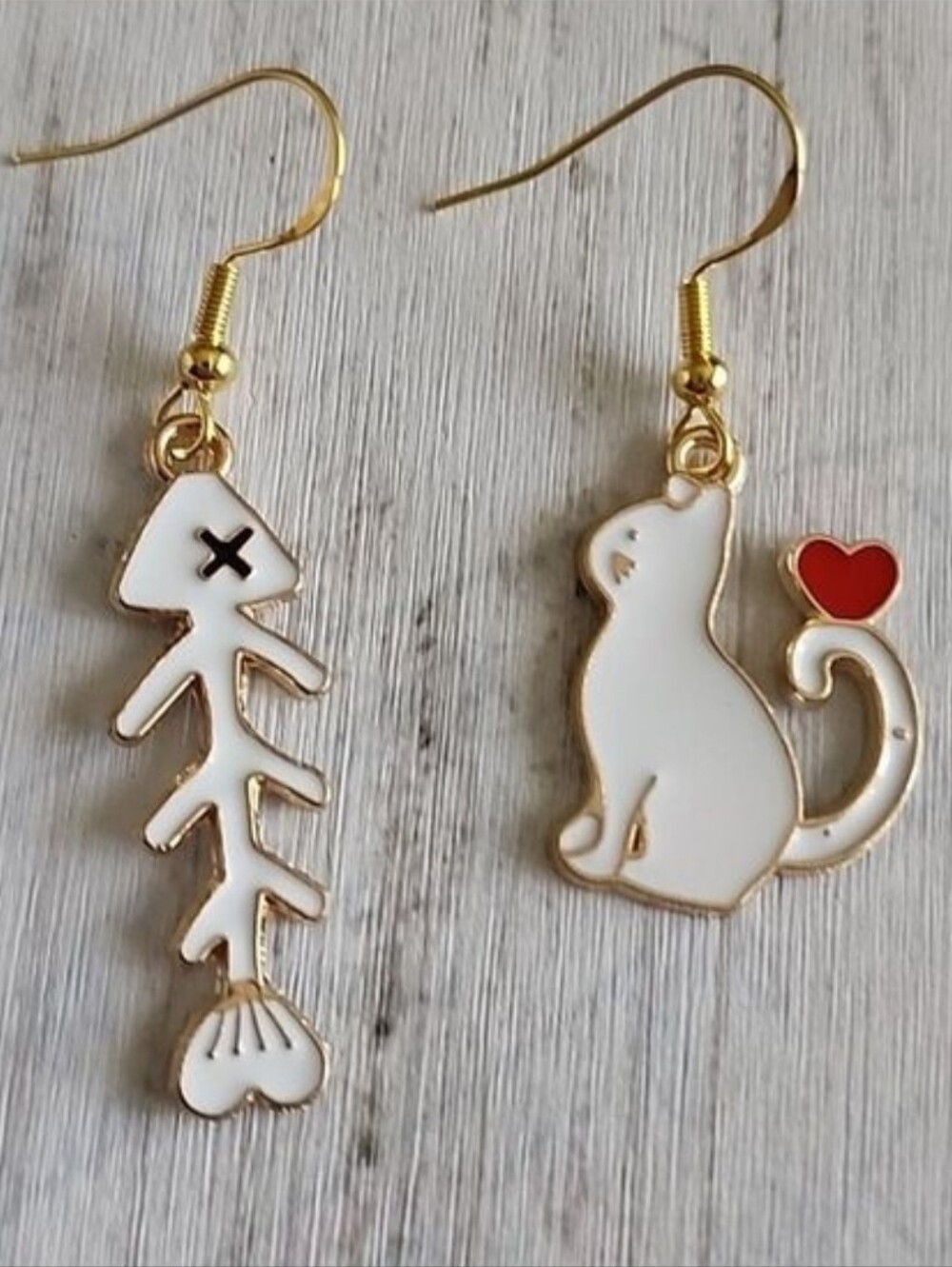 Cat Fish Heart  Asymetrical  Gold Tone Earring Set EO
